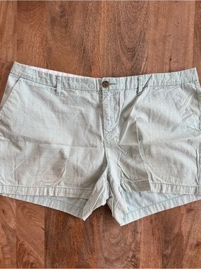 Old Navy Mint Green Patterned Women's Cotton-Blend Shorts Size 16